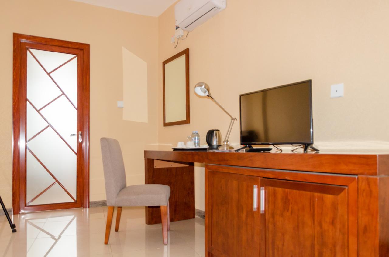 Hillside Plaza Hotel Kampala Exterior foto