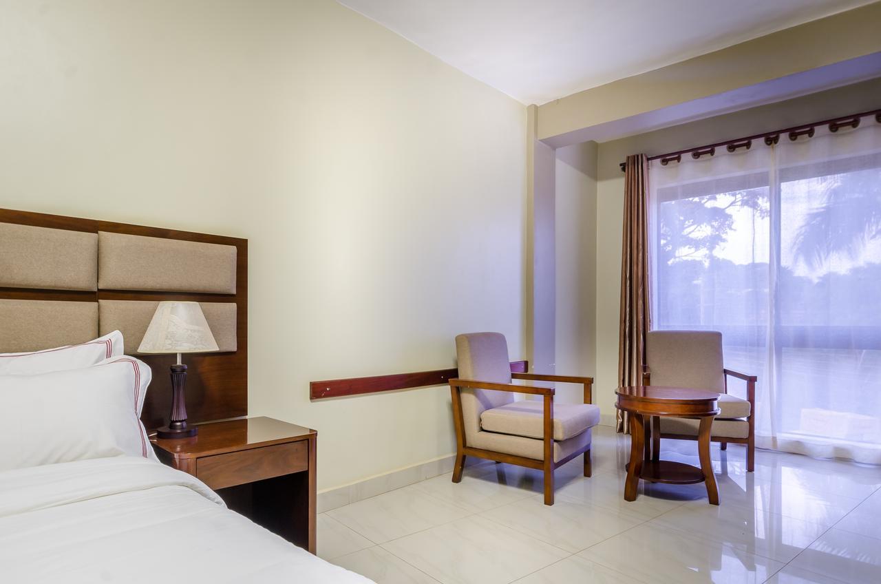 Hillside Plaza Hotel Kampala Exterior foto